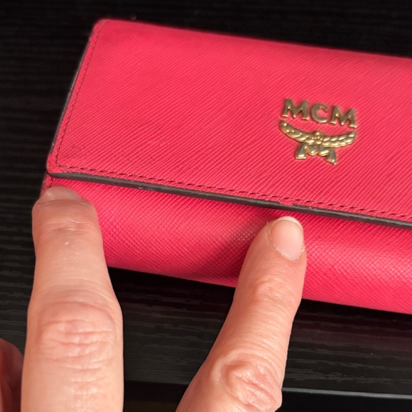 MCM Vibrant Pink Wallet with Gold Logo - Picture 3 of 16